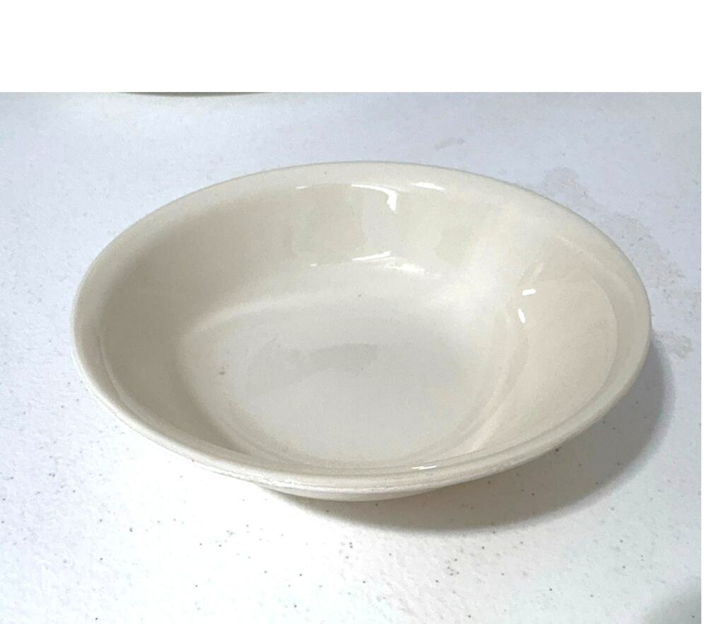 Vintage Corelle Plain Ivory (antique white) dessert bowl 8oz